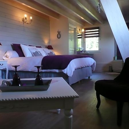 Hôtel La Maison sur les Nuages à Saint-Christophe  Chambre photo