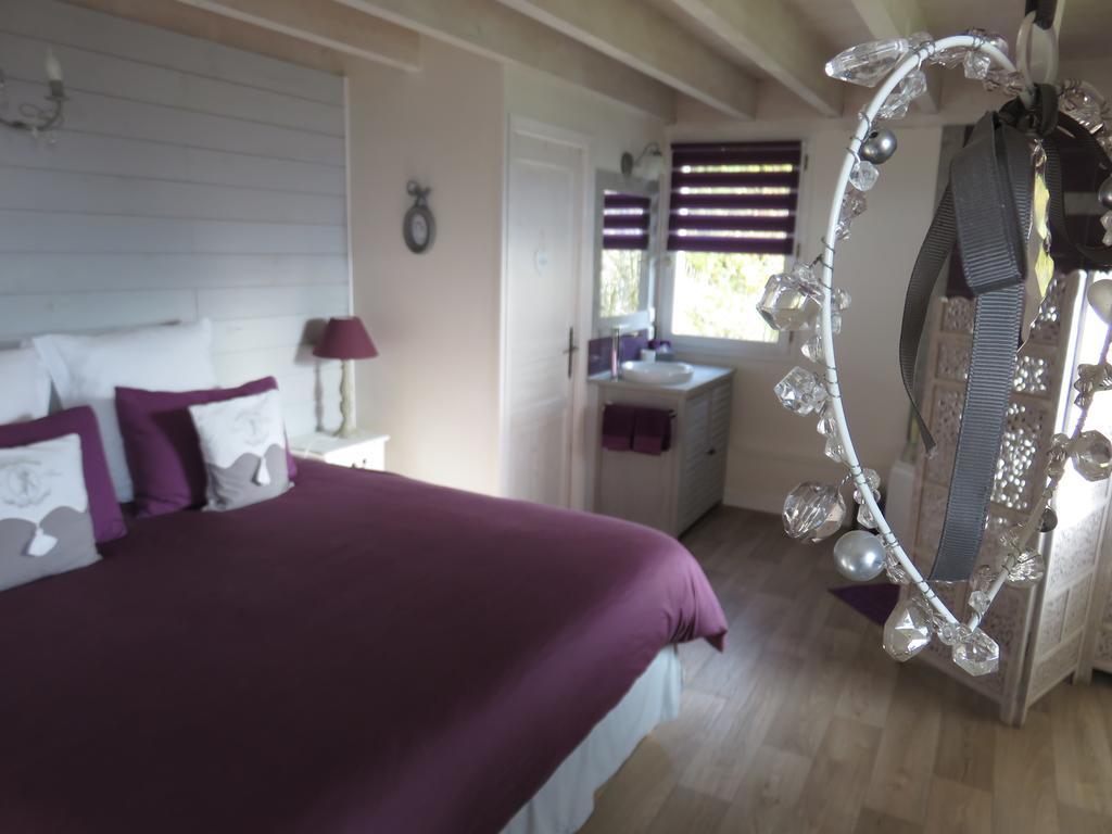 Hôtel La Maison sur les Nuages à Saint-Christophe  Chambre photo
