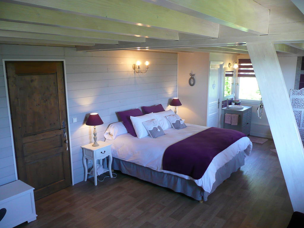 Hôtel La Maison sur les Nuages à Saint-Christophe  Chambre photo